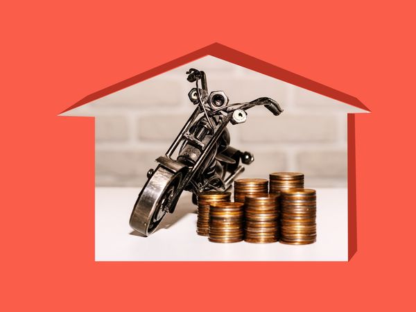 台北市機車借款無需將機車典當在當鋪，這是當舖為了給借款人一個變通方式所提供的業務，方便借款人不影響生活步調。